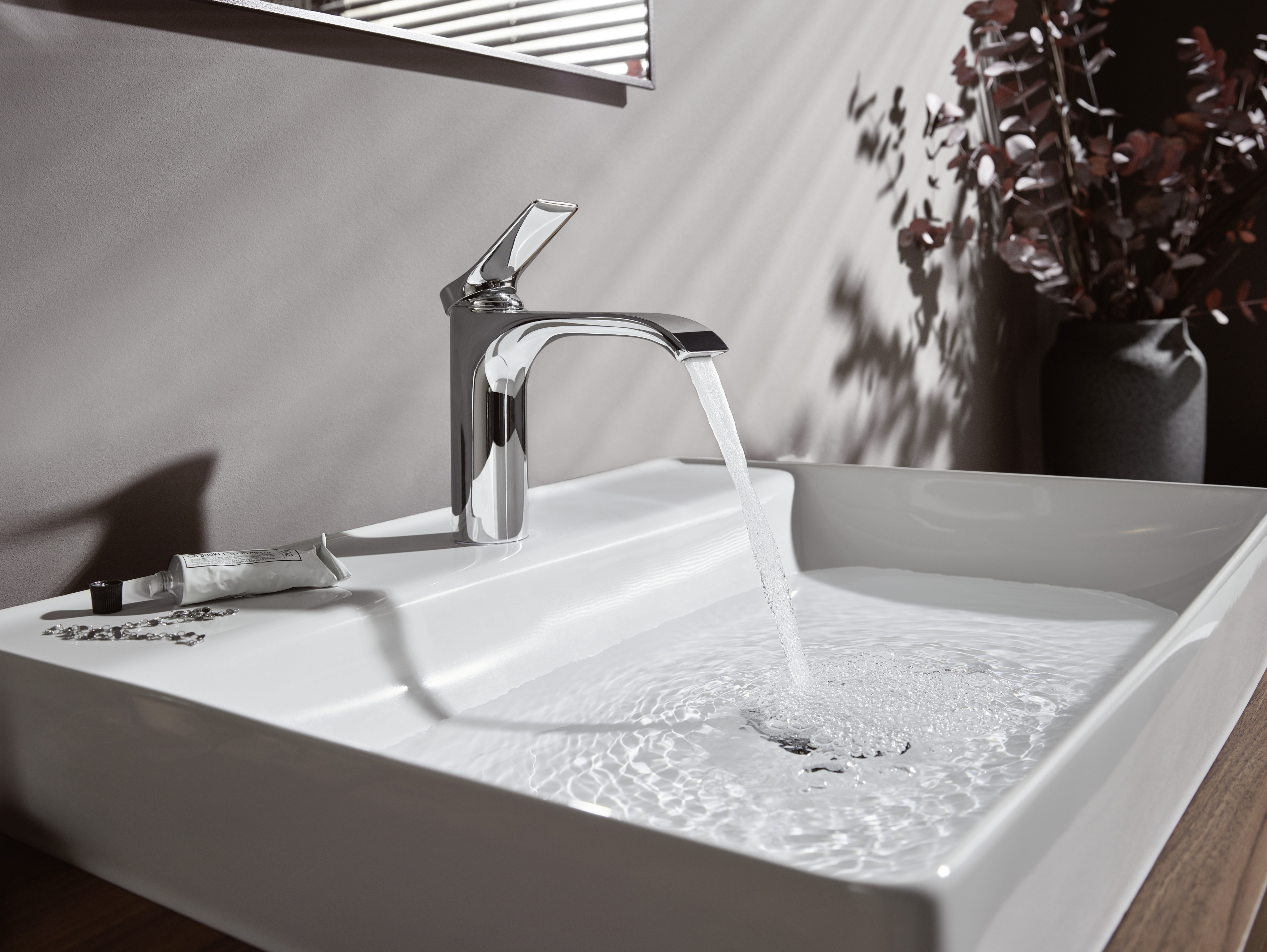 Hansgrohe Vivenis, Mitigeur de lavabo 110, jet enrichi en air grâce à la technologie AirPower (disponible chez Grandbains)